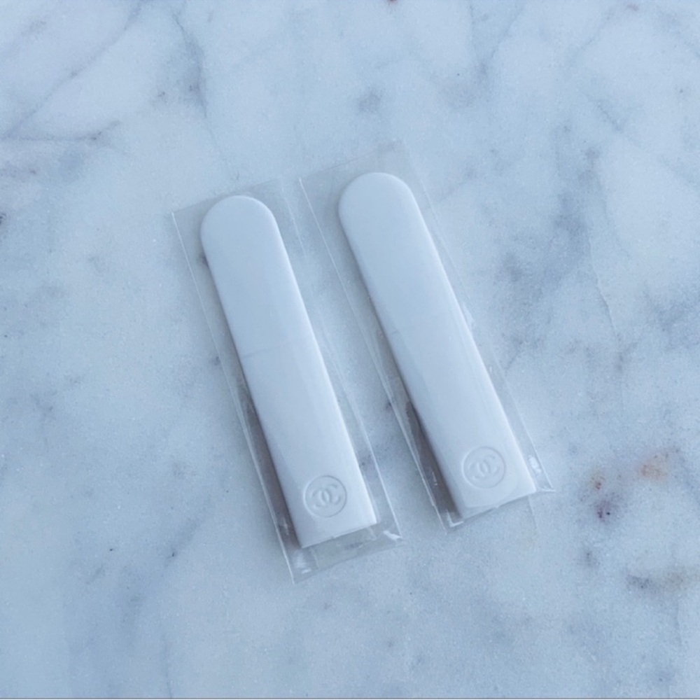 2PC Chanel skincare makeup spatula